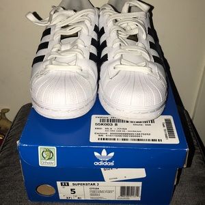 Adidas Superstar